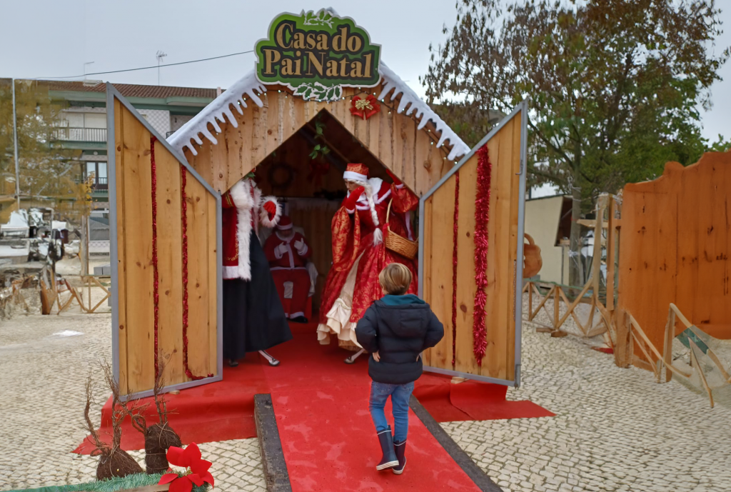 Mercadinho Encantado Traz A Magia Do Natal Ao Centro De Almeirim