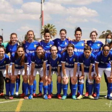 Equipa feminina do U. Almeirim goleia no regresso