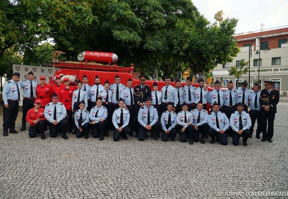 Bombeiros de Almeirim celebram 75 anos apostados em fazer mais e melhor