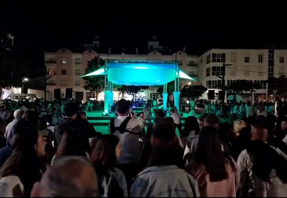 Arte, cultura, música e comércio tradicional aberto na Noite Branca em Almeirim