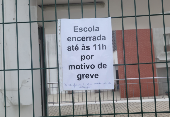 Greve encerra maioria das escolas no concelho de Almeirim